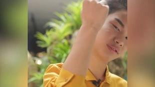 吃瓜被戴上绿帽子视频